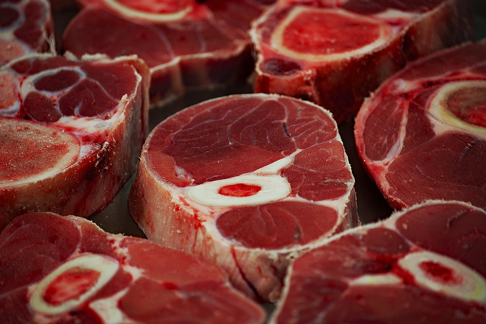 Raw meat - elementar01_pixabay